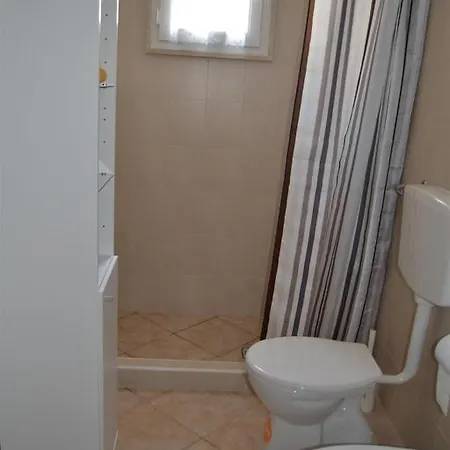 La Tarentilla ليتسانو